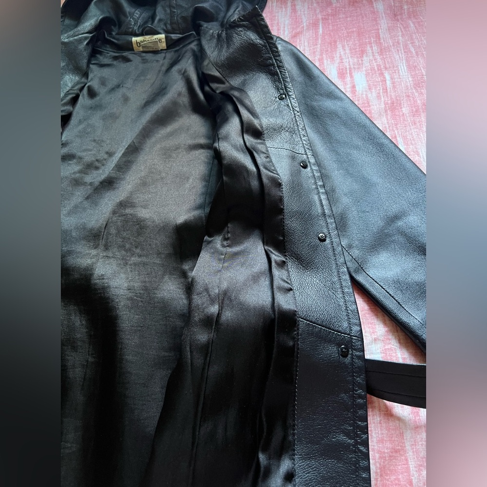 BAGATELLE Vintage Black Leather Hooded Trench Coat sz M - Picture 10 of 16